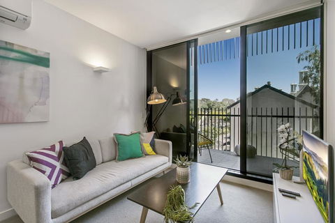 Bright Modern Apartment W Parking And Gym Near CBD - Goulburn Accommodation 0