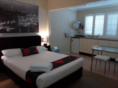 Brisbane Street Studios - Goulburn Accommodation 1