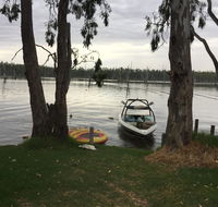 Bundalong Waterfront - Goulburn Accommodation