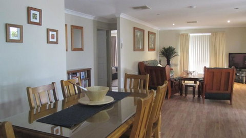 Bunya Vista Accommodation - Goulburn Accommodation 2