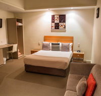 Burkes Hotel Motel - Goulburn Accommodation