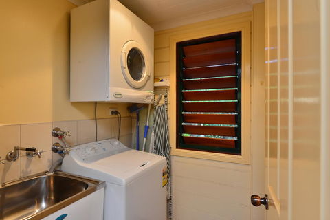 Bushland Cottages And Lodge - Goulburn Accommodation 1