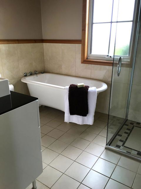 Cable Station Accommodation - Goulburn Accommodation 3