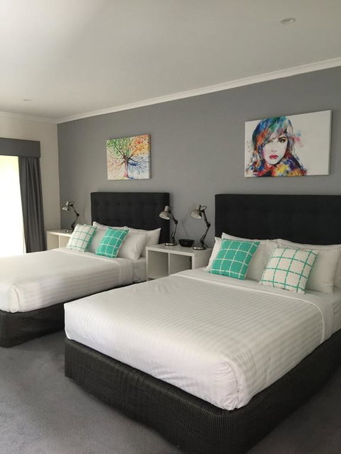 Caledonian Hotel Motel - Goulburn Accommodation 3