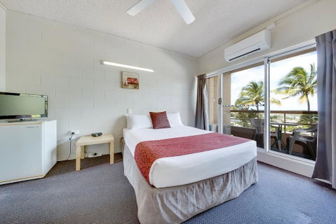 Camelot Motel - Goulburn Accommodation 2