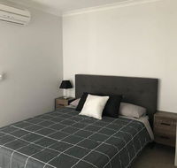 Canalside Family Getaway - Goulburn Accommodation