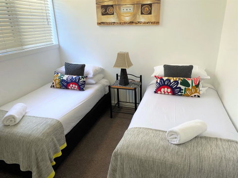 Canberra Short Term And Holiday Accommodation - Goulburn Accommodation 1
