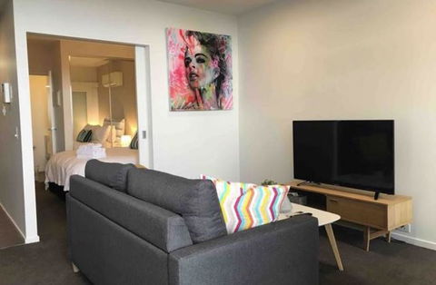 Canvas Suites On William - Goulburn Accommodation 1
