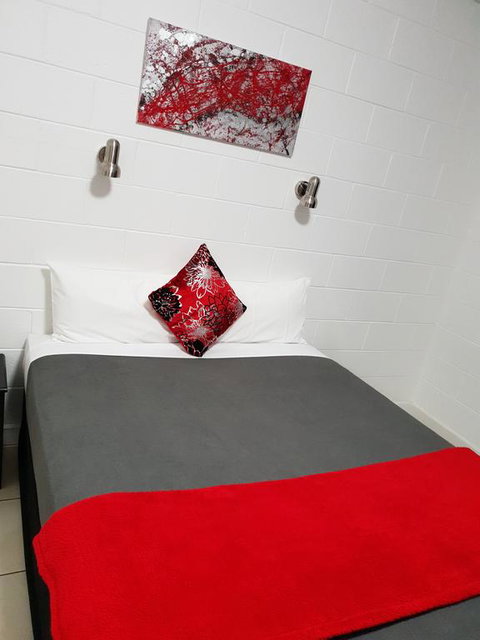 Capricorn Hotel - Goulburn Accommodation 1
