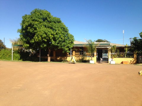 Carnarvon Caravan Park - Goulburn Accommodation 1