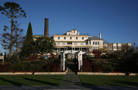 Carrington Hotel - Goulburn Accommodation 0