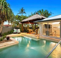 Carrothool 29 - 6 BDRM Canal Home with Pool - Goulburn Accommodation