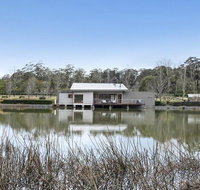 Casa sul lago - quite simply a very special place - Goulburn Accommodation