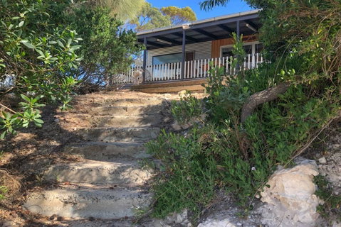 CDC-625 Beach House - Goulburn Accommodation 3