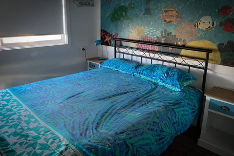 CDC-625 Beach House - Goulburn Accommodation 1