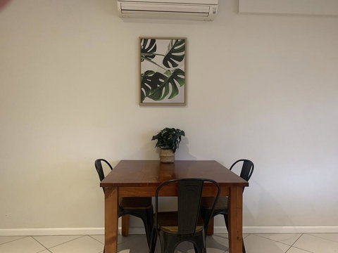 Central Armidale 2-Bedroom Apartment - Goulburn Accommodation 3