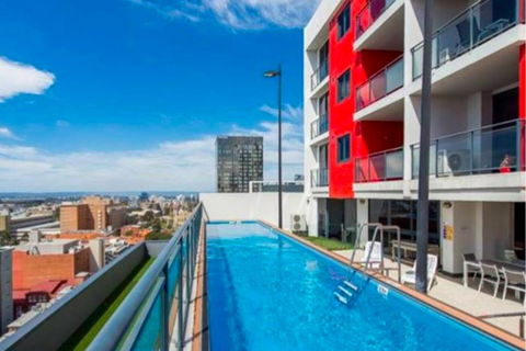 CENTRAL CBD EXEC STUNNING VIEW WIFI NETFLIX WINE - Goulburn Accommodation 0