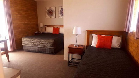 Centrepoint Motel Deniliquin - Goulburn Accommodation 1