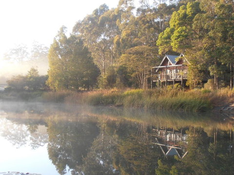 Cloudlake Mountain Retreat - Goulburn Accommodation 0
