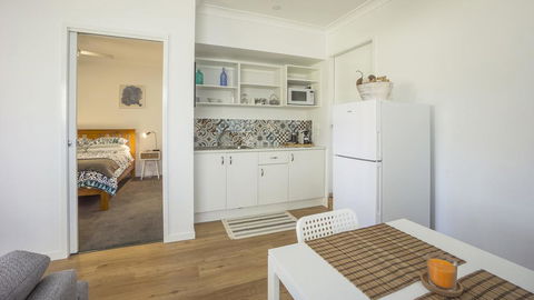 Clyde Studio 53, Mollymook - Goulburn Accommodation 0