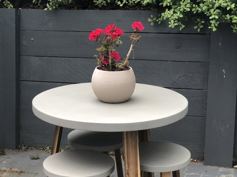 Colonial Hampdens - Goulburn Accommodation 2