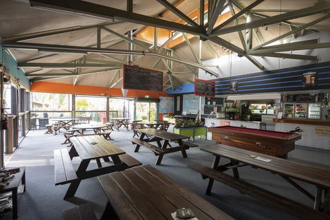 Colonial Village Cabins, Camping & Tours - Hervey Bay YHA - Goulburn Accommodation 3