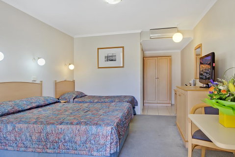 Comfort Inn Blue Lagoon - Goulburn Accommodation 1