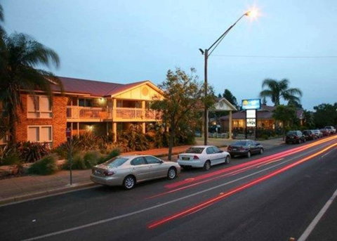 Comfort Inn Blue Lagoon - Goulburn Accommodation 0