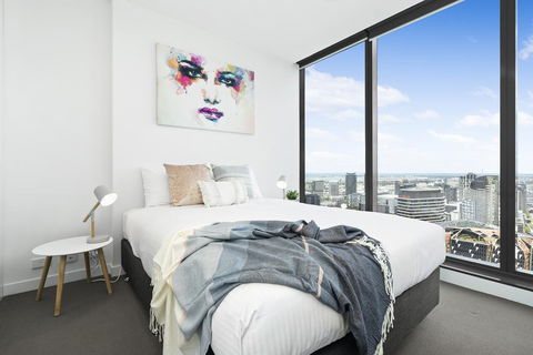 Complete Host Hudson Apartments - Goulburn Accommodation 2
