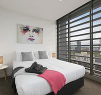 Complete Host Monarc Apartments - Goulburn Accommodation