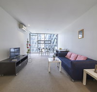 Convenient  Modern 1 Bed Apartment Docklands - Goulburn Accommodation