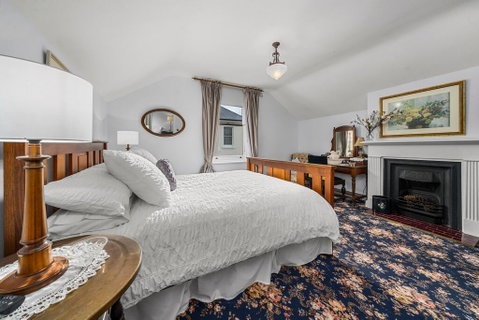 Coopers Cottage Battery Point - Goulburn Accommodation 3