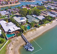 Coorumbong 16 - 5 BDRM Canal Home with Pool - Goulburn Accommodation