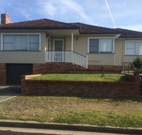 Costa Park Cottage Ena - Armidale - Goulburn Accommodation