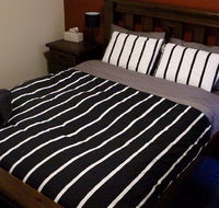 Cosy City Apartment - Goulburn Accommodation
