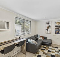 Cosy Studio Apartment Seconds From Manly Beach - Goulburn Accommodation