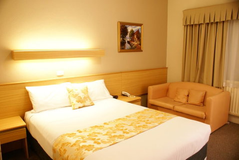 Country Lodge Motor Inn - Goulburn Accommodation 2