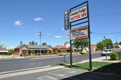 Country Lodge Motor Inn - Goulburn Accommodation 0
