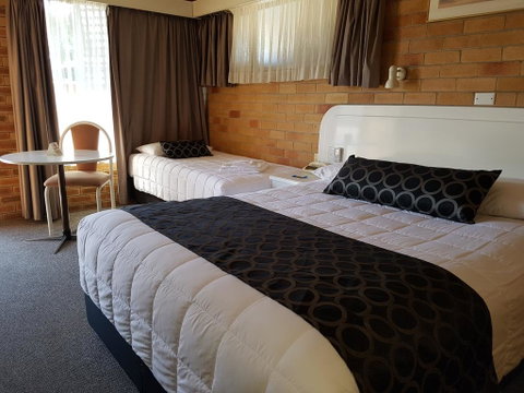 Cousins Motor Inn - Goulburn Accommodation 1