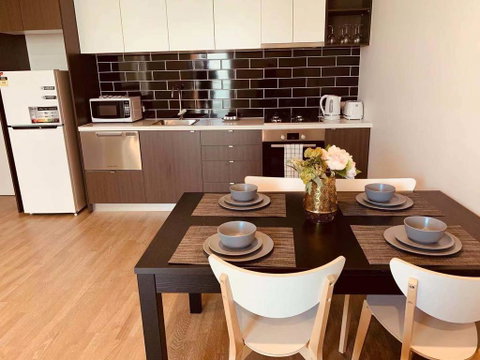 Cozy & Brand New Apt In The Heart Of Western - Goulburn Accommodation 2