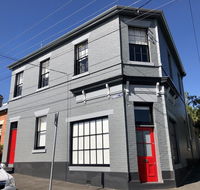 Cromwell Apartment - 3 Red Doors Battery Point - Goulburn Accommodation
