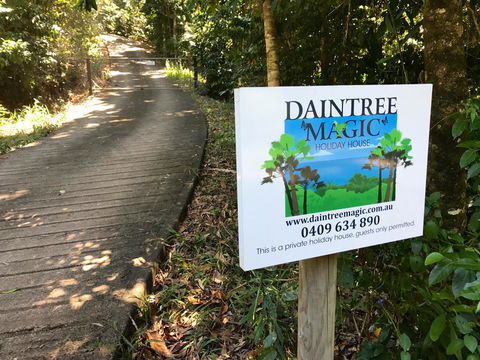 Daintree Magic - Goulburn Accommodation 2