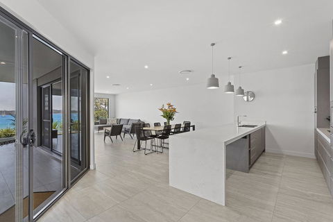 Danalene Parade, 46B Maggie's Place - Goulburn Accommodation 3