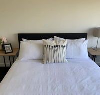 Delicate and Peaceful Bundoora Townhouse 11-R3 - Goulburn Accommodation