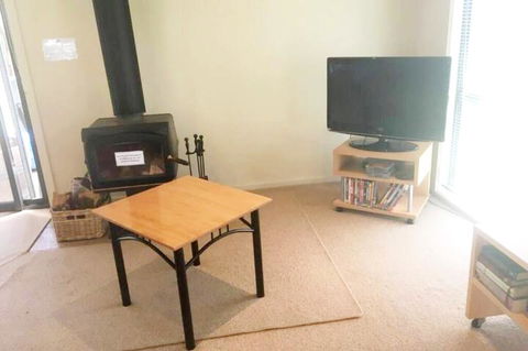 Do You Have To Self Isolate Do It In Peace & Tranquility - Goulburn Accommodation 3