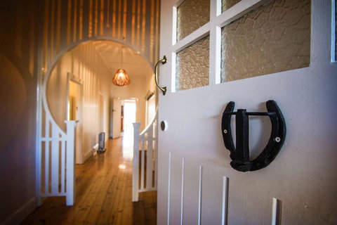 Doreen's - Goulburn Accommodation 3