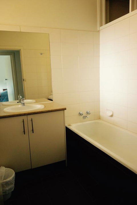 Dorset Gardens Hotel - Goulburn Accommodation 3