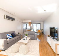 Double Storey Harbortown Townhouse - Goulburn Accommodation