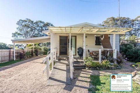 Eagle Bay Cottage - Goulburn Accommodation 3