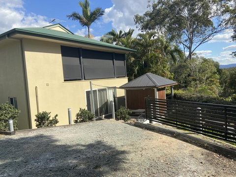 Eatons Hill Hidden Valley Retreat - Goulburn Accommodation 3